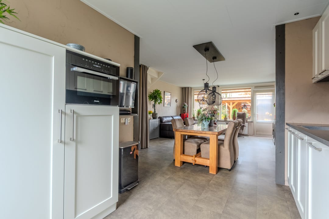 Foto 17 van de Tulp 44