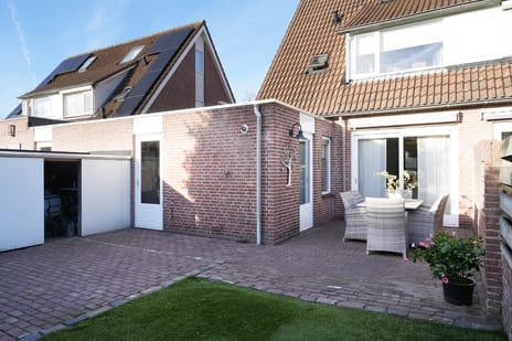 Roek 11 secondary image