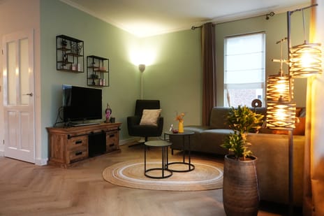 Roek 11 tertiary image