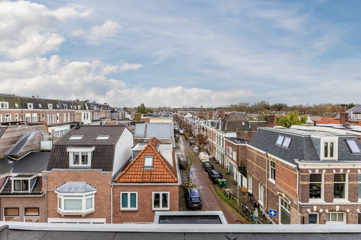 Photo 40 of Pieter Kiesstraat 11-RD