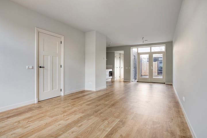 Photo 8 of Caspar di Roblesstraat 18