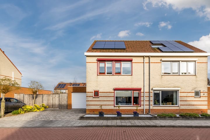 Photo 4 of Markiezenstraat 8