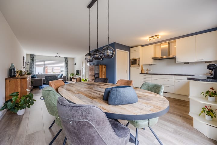 Photo 11 of Markiezenstraat 8