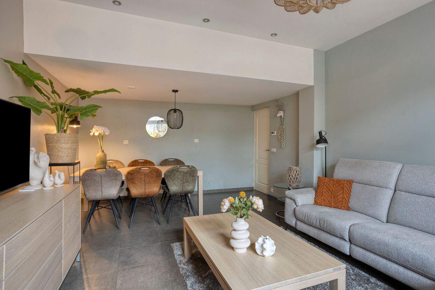 Photo 10 of Meesweg 8