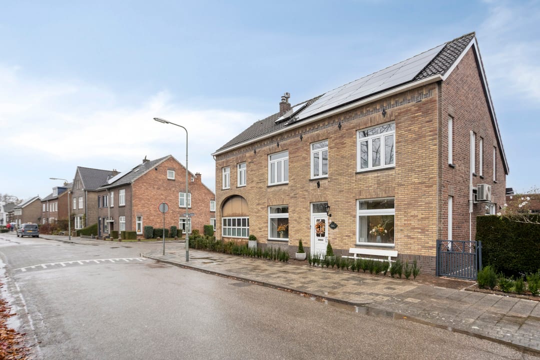 Photo 37 of Meesweg 8