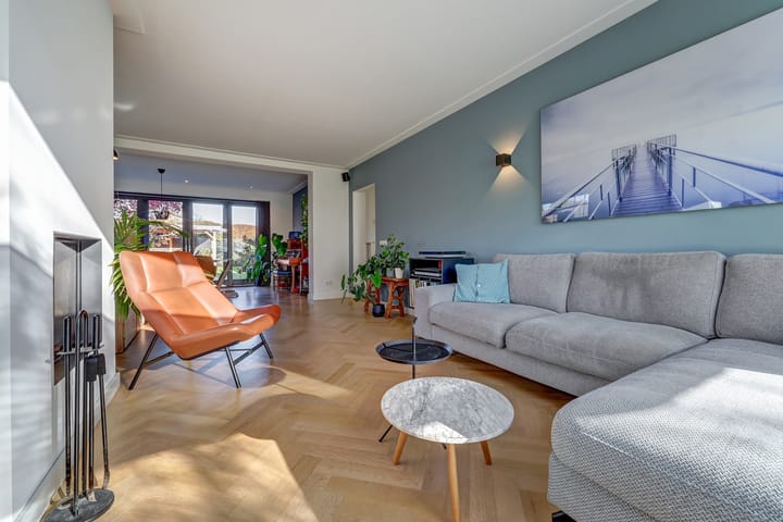 Photo 6 of Deken van Baarstraat 45