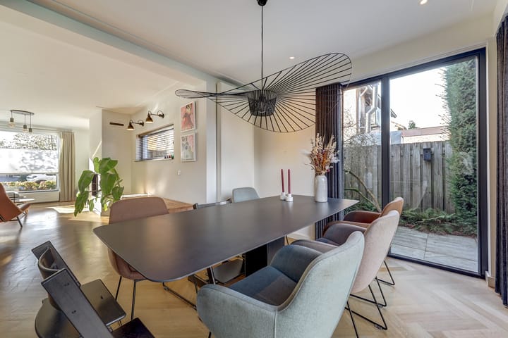 Photo 14 of Deken van Baarstraat 45