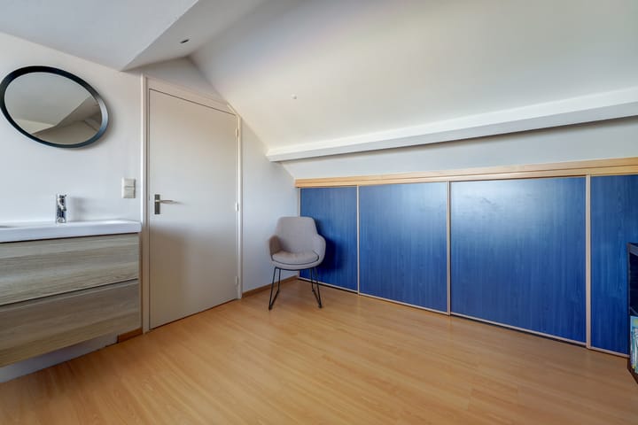 Photo 35 of Deken van Baarstraat 45