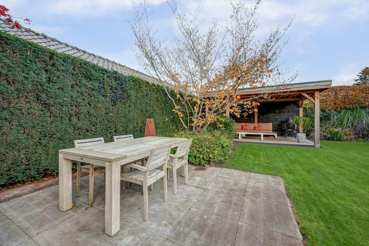 Photo 43 of Deken van Baarstraat 45