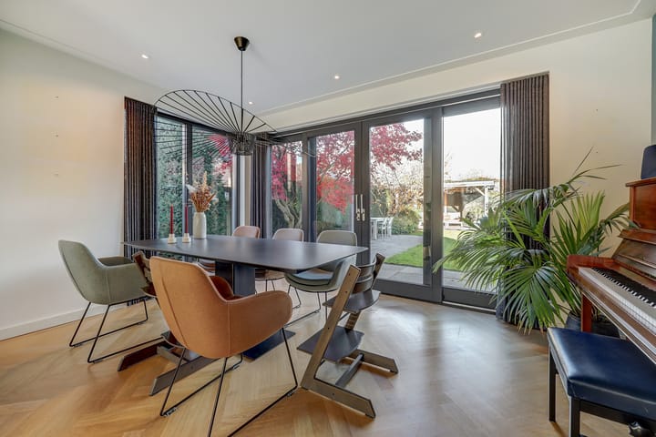 Photo 12 of Deken van Baarstraat 45