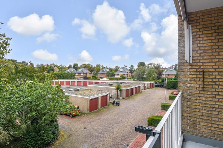 Foto 32 van Van Alkemadelaan 1188