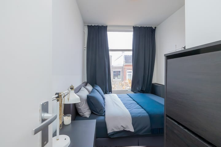 Photo 16 of Van Ostadestraat 146-3V