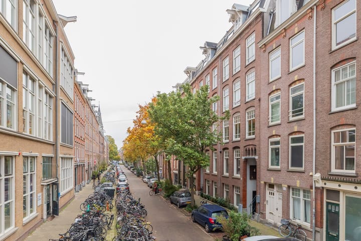 Photo 6 of Van Ostadestraat 146-3V