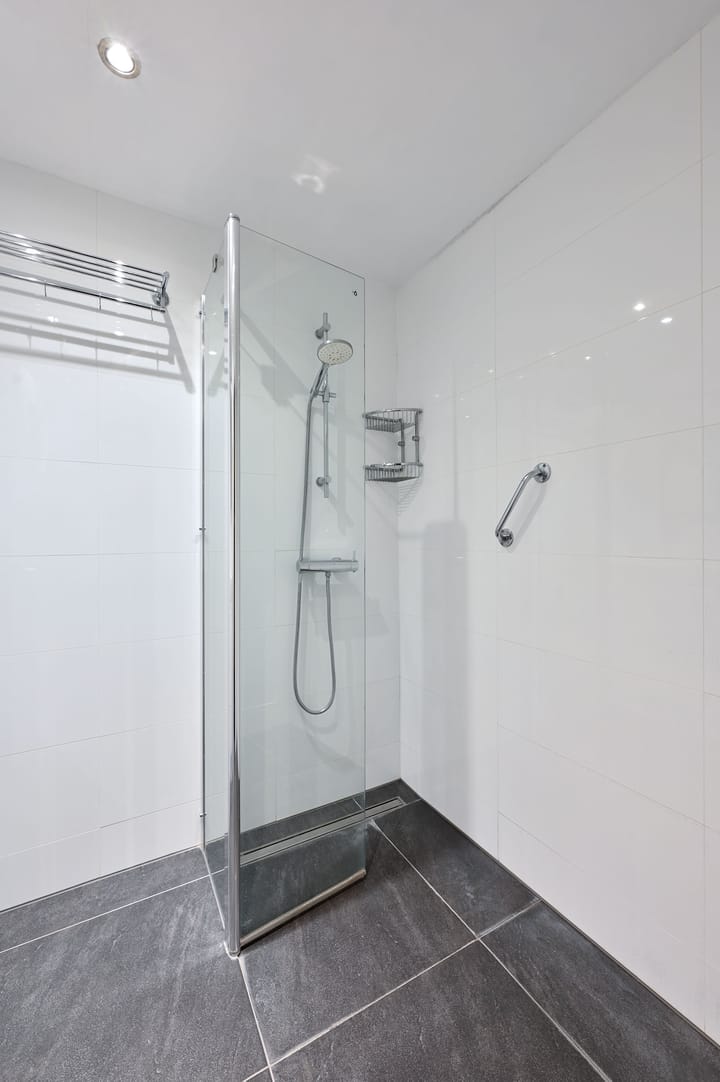 Photo 18 of Van Nijenrodeweg 528