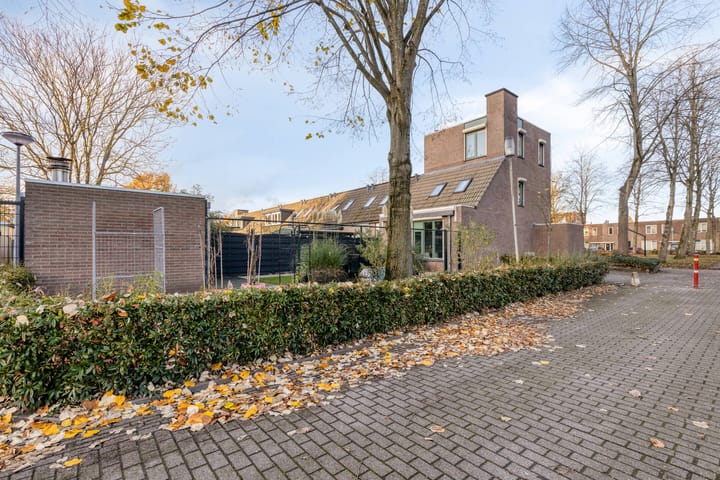 Photo 33 of Maria Koijenhof 43