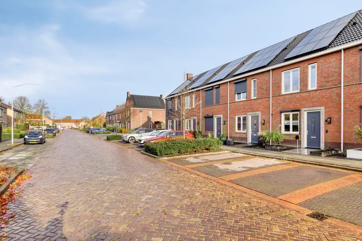 Foto 5 van Kastanjelaan 4