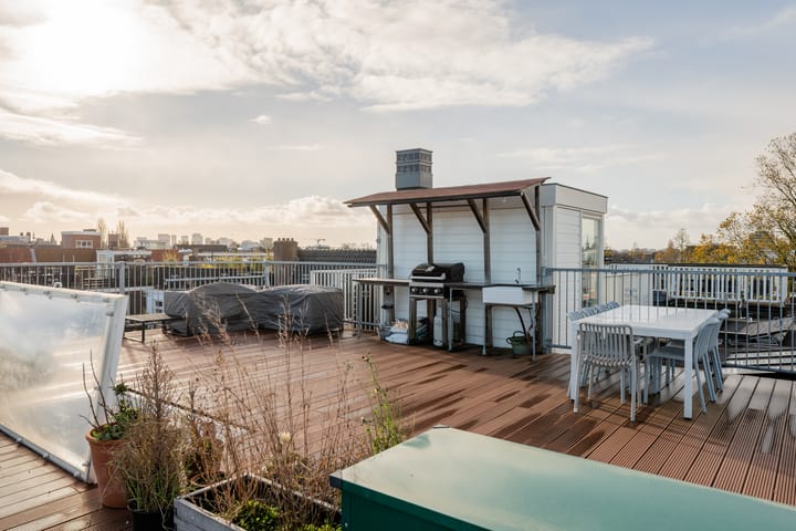 Photo 18 of Derde Helmersstraat 23-3