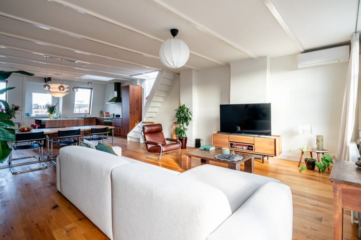 Photo 20 of Derde Helmersstraat 23-3