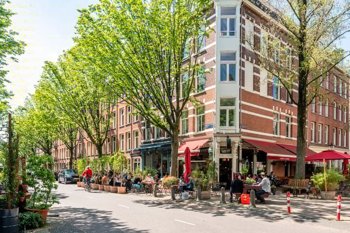 Photo 47 of Derde Helmersstraat 23-3