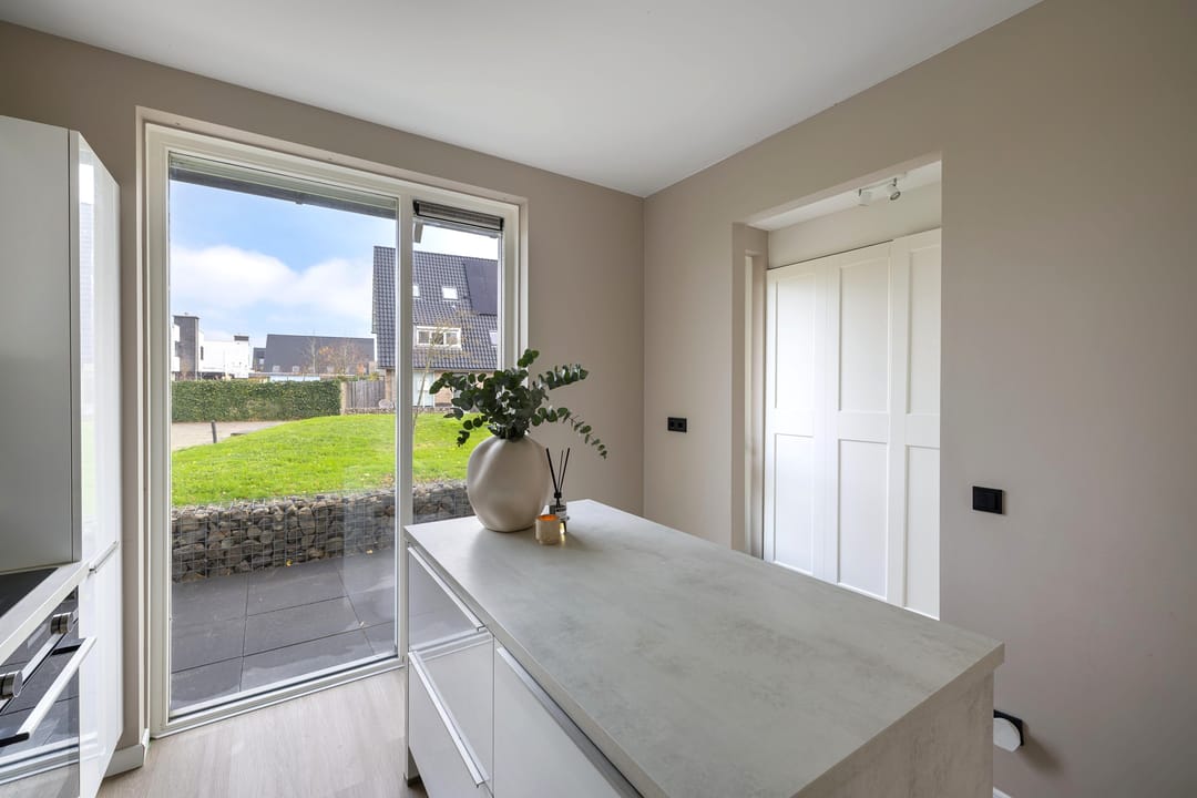 Foto 7 van Dotterbloemhof 14