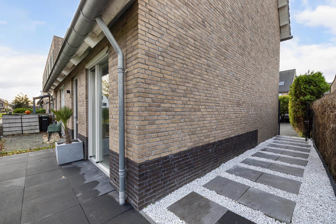 Foto 22 van Dotterbloemhof 14