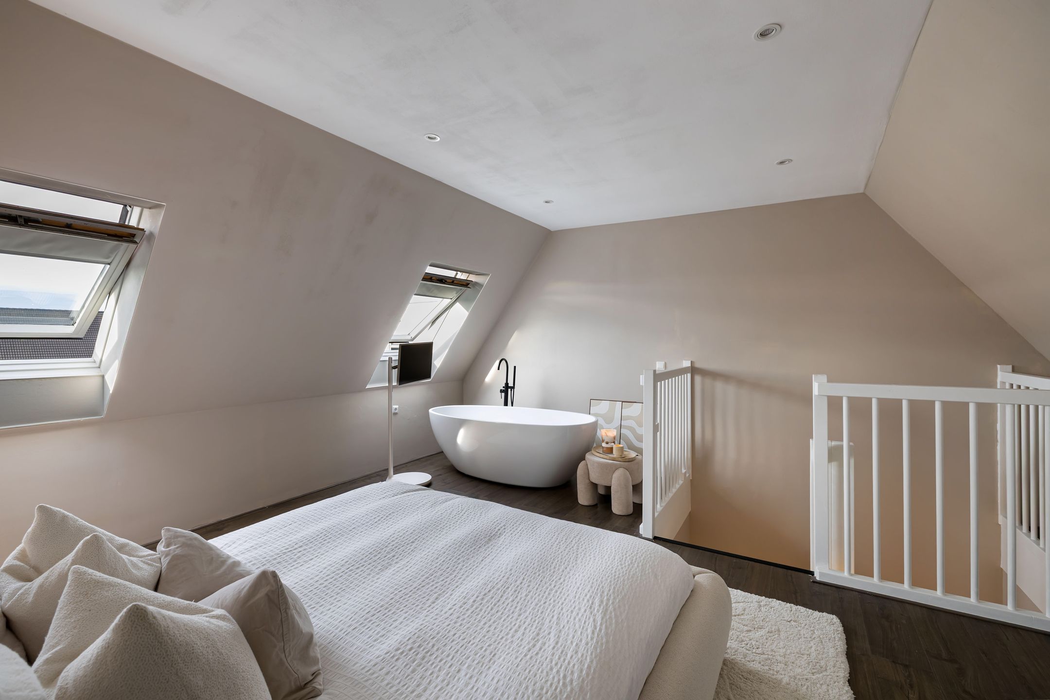 Foto 36 van Dotterbloemhof 14