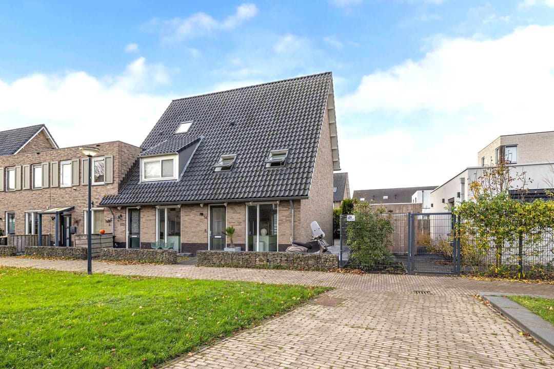 Foto 38 van Dotterbloemhof 14