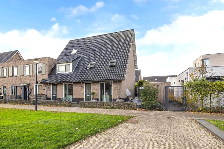 Foto 38 van Dotterbloemhof 14