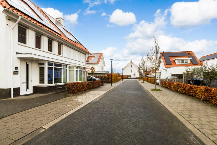 Photo 36 of Dominee Beensstraat 9