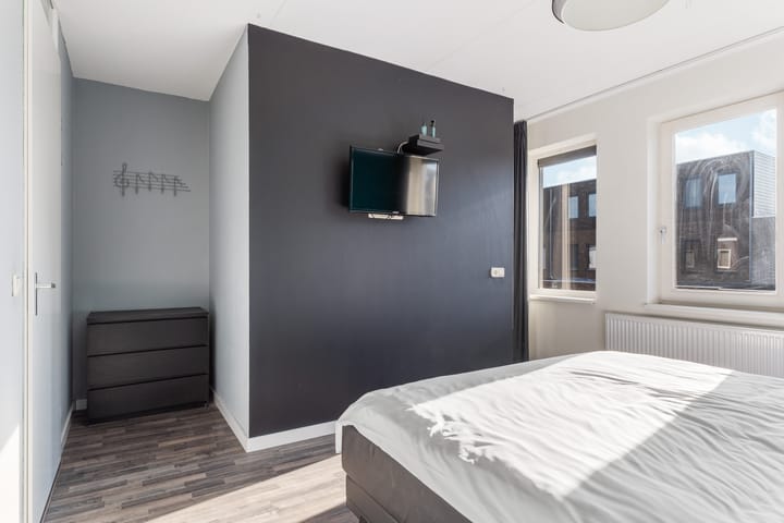 Photo 30 of Hebatstraat 26