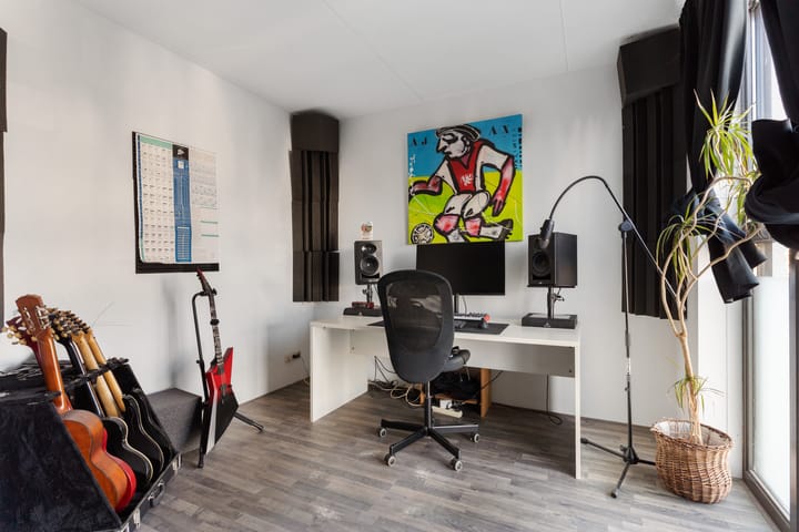 Photo 32 of Hebatstraat 26