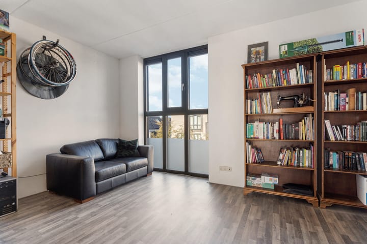 Photo 39 of Hebatstraat 26