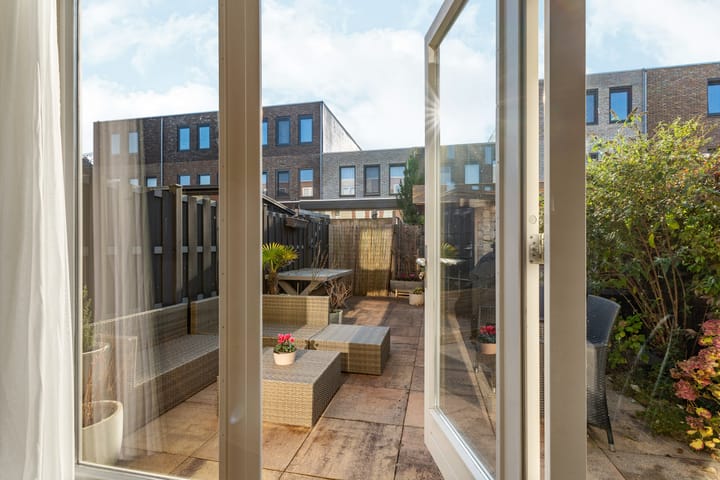 Photo 41 of Hebatstraat 26