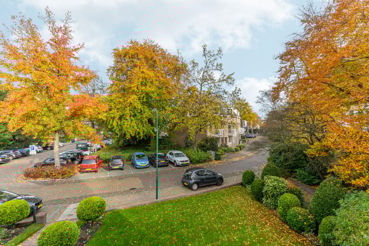 Photo 27 of Parkstraat 15