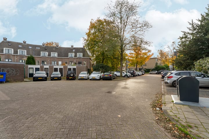 Photo 34 of Parkstraat 15