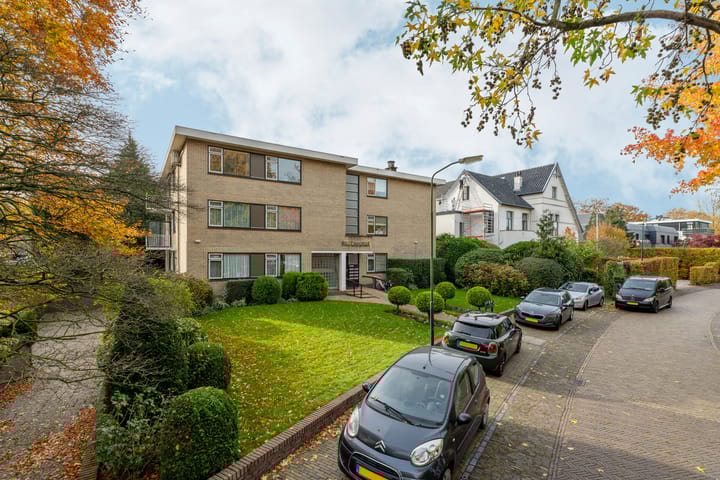 Photo 36 of Parkstraat 15