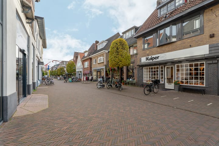 Photo 37 of Parkstraat 15