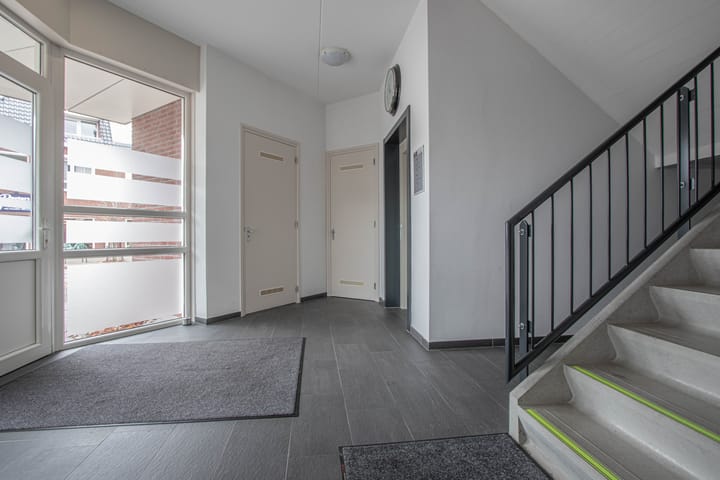 Photo 40 of Stationsstraat 17-C