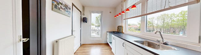 Overloop-en-voormalige-keukenruimte-verdieping