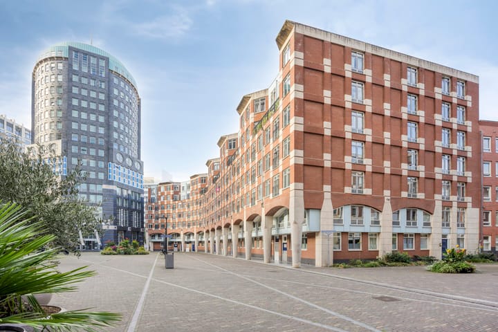 Muzenplein 45