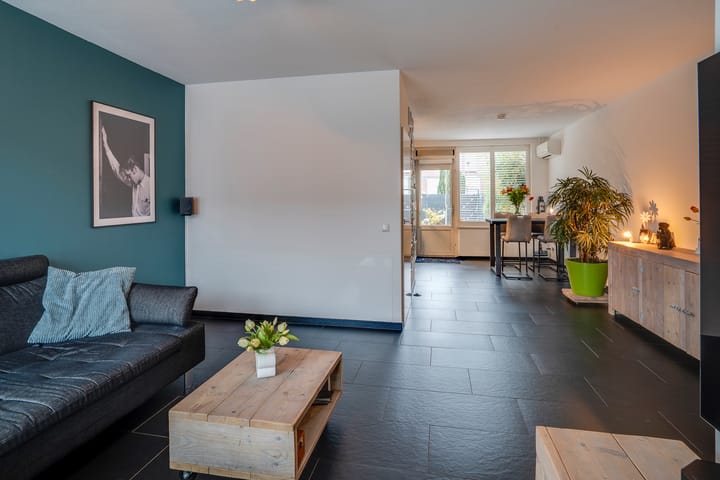 Photo 2 of Merkelstraat 24