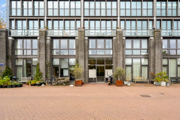 Photo 40 of Entrepotdok 127