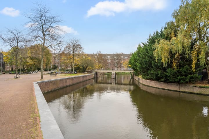 Photo 42 of Entrepotdok 127