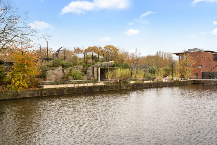 Photo 44 of Entrepotdok 127