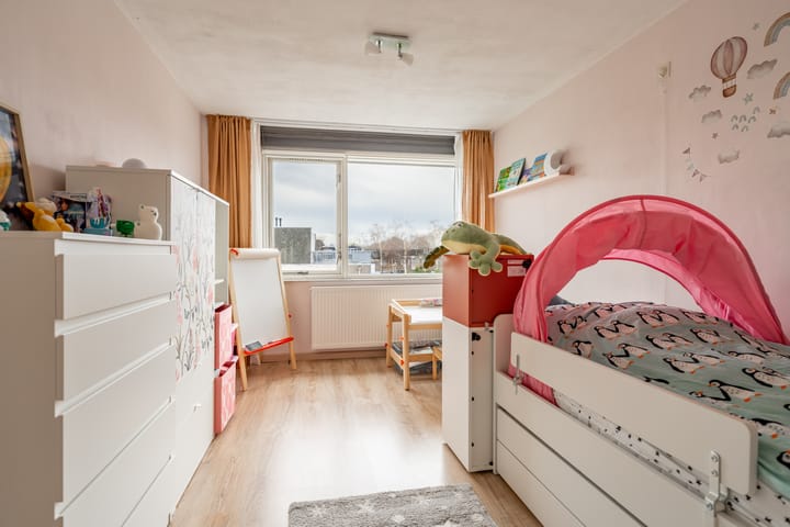 Photo 32 of Van den Berghlaan 461