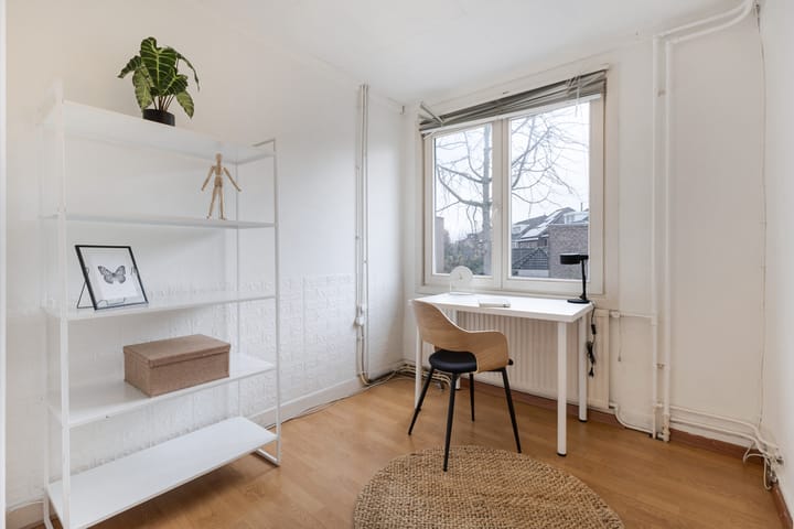 Photo 28 of Violierstraat 10