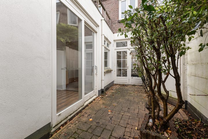 Photo 34 of Violierstraat 10