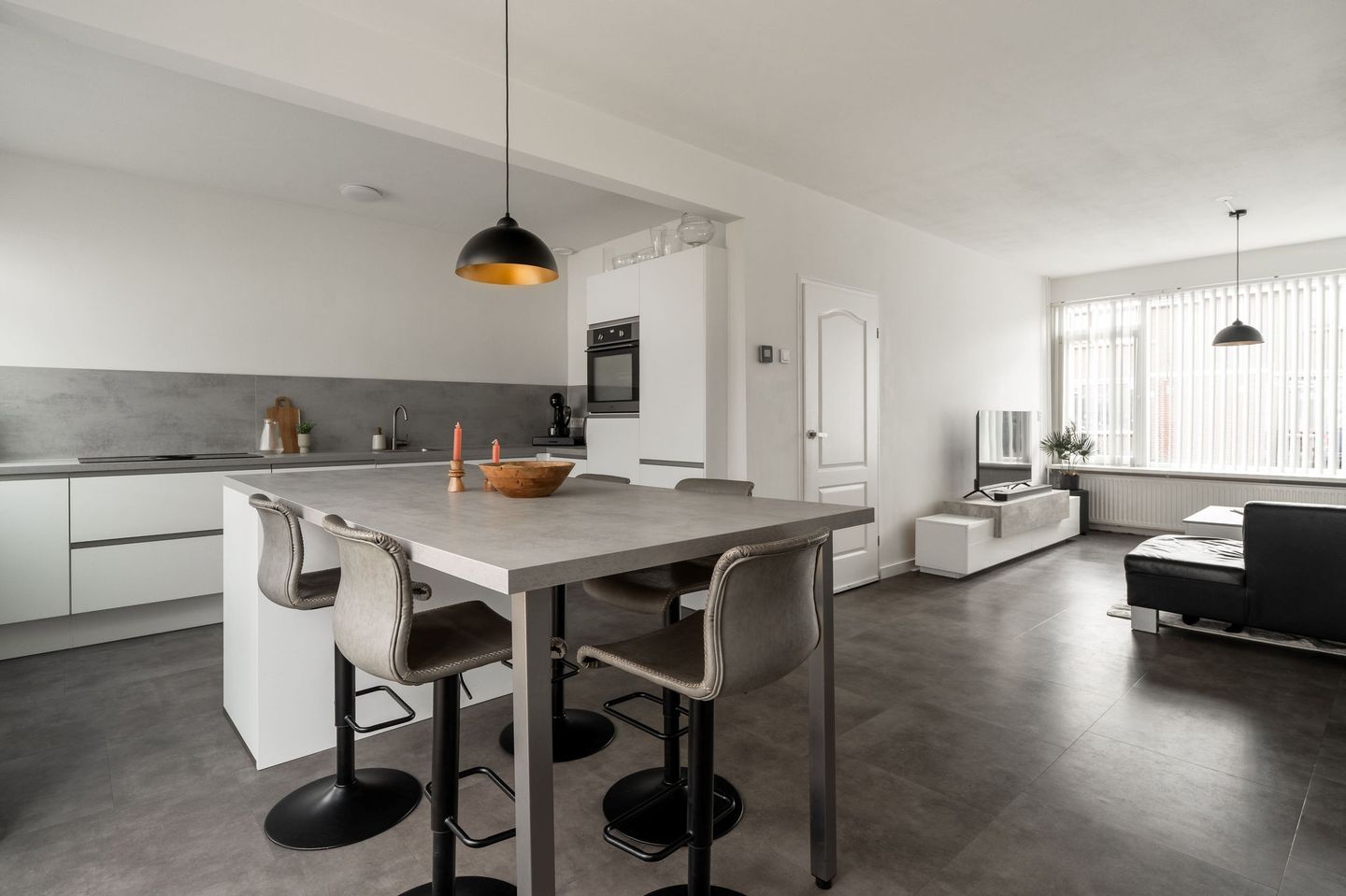 Foto 10 van Botter 24 9