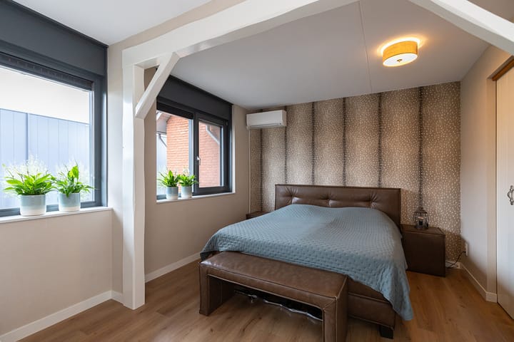 Photo 13 of Ocker Repelaerstraat 22