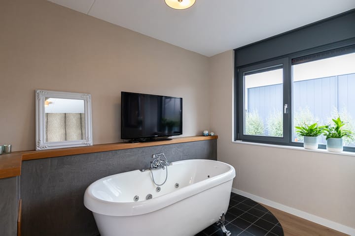 Photo 17 of Ocker Repelaerstraat 22